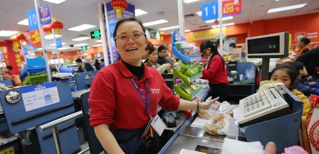 求职|超市底薪才2000多元，为什么没人辞职？员工道出真相