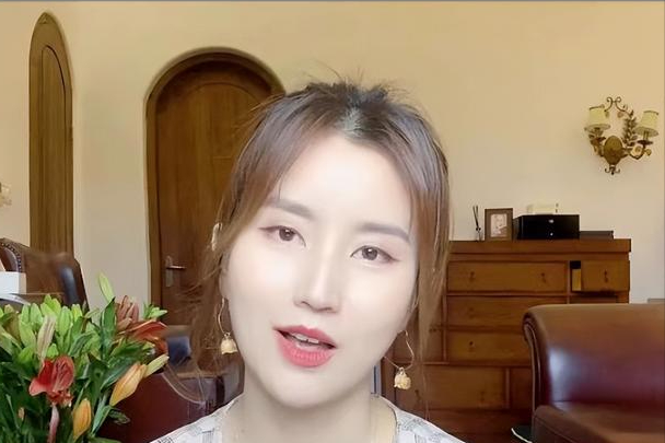 甄嬛传|主持人伏玟晓：23岁一见钟情北大才子，到了35岁已经离婚两次