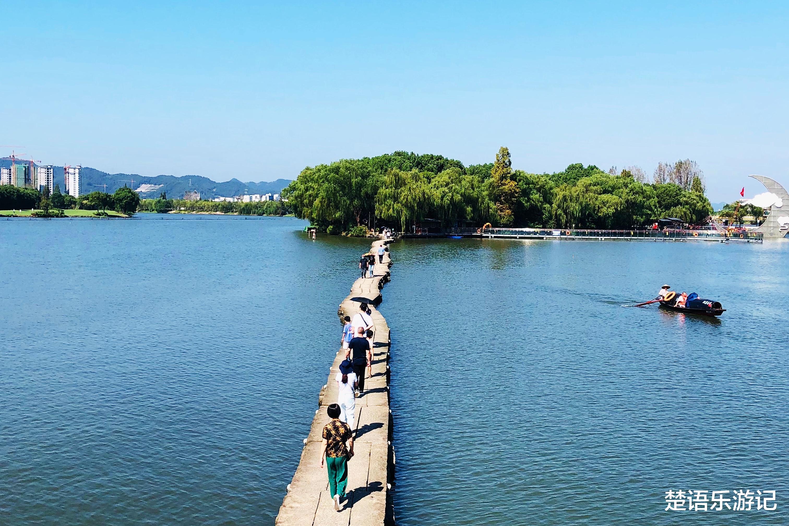 鲁镇|浙江这个景区有1800年的历史，三大景点共存，奇石秀水美不胜收