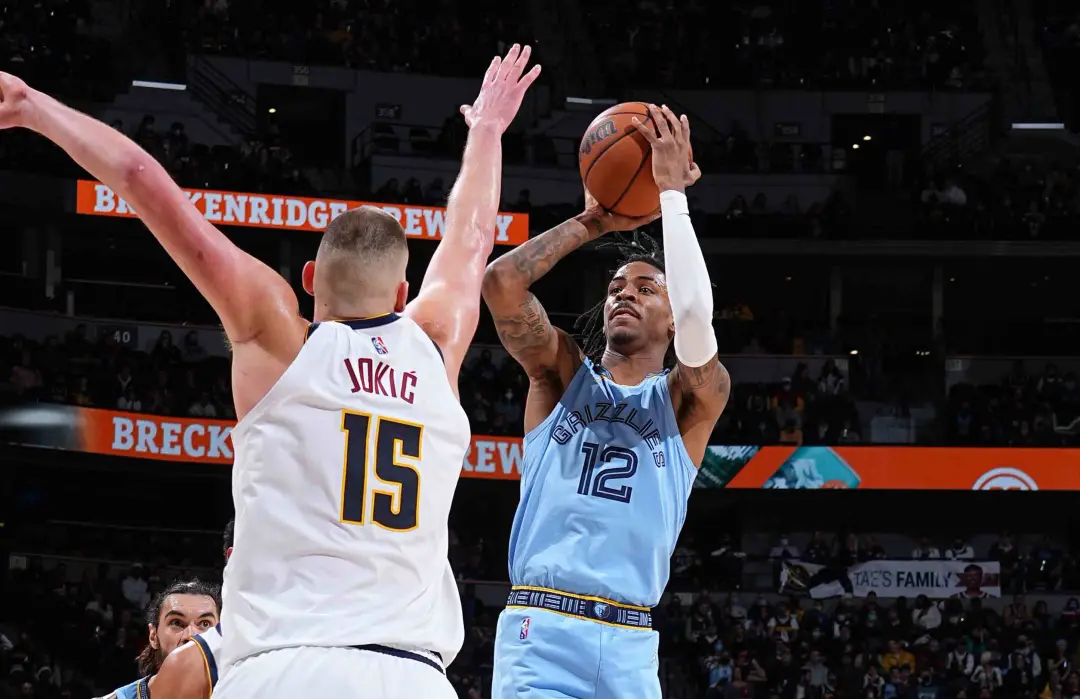 马刺队|[武轩]NBA：灰熊vs马刺 肉装库里复出，灰熊能否迎来强势反弹？