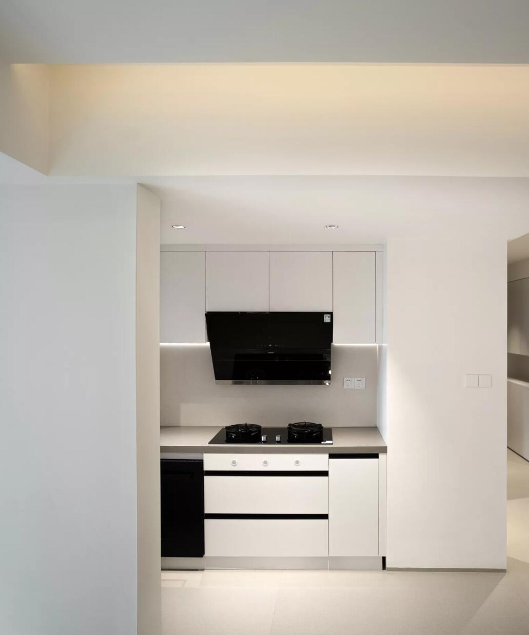 看了她125㎡家,才知道“家徒四壁”有多爽,骨子里透着干净