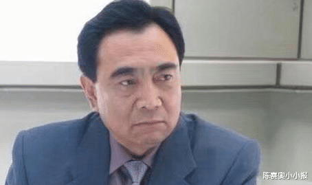 参观杨钰莹住的豪宅,如今50多岁了,装修依然很少女