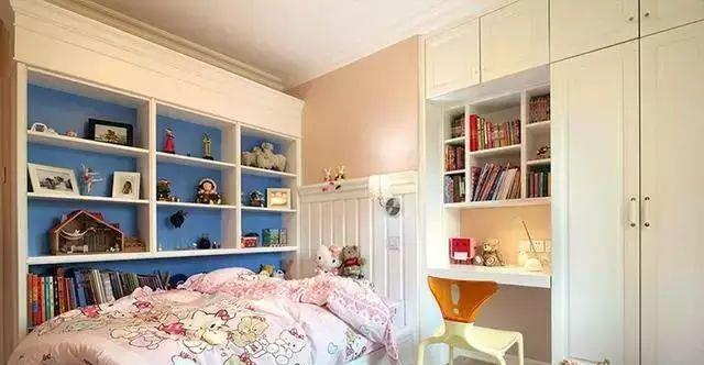 87㎡两居室美成样板间也就花10万,晒到群里到现在还有邻居来参观