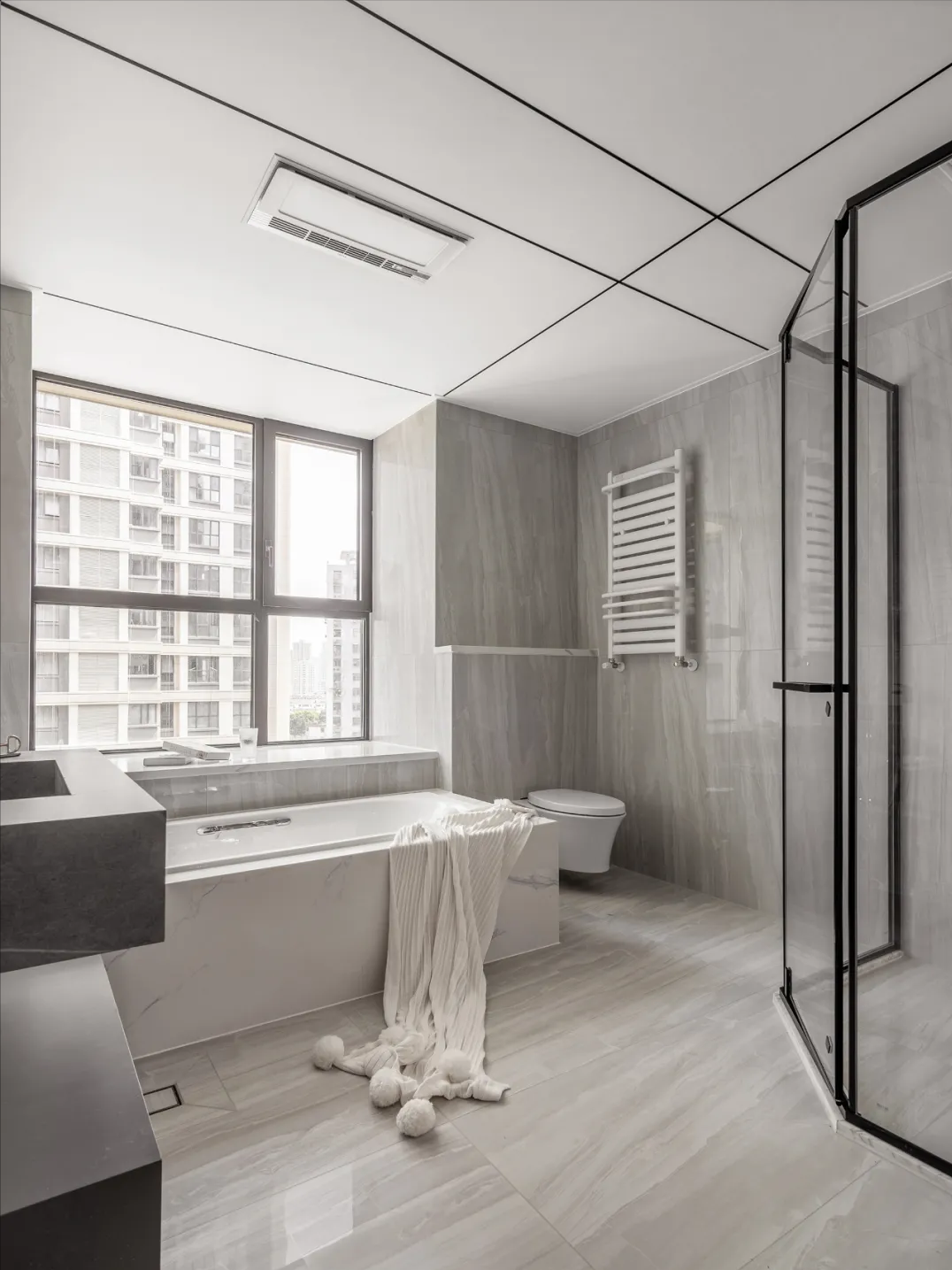 不想生“二孩”的家庭，一个卫生间就够用，为何更喜欢双卫户型