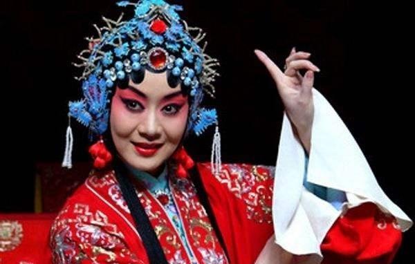 汪峰|国家京剧院的几位年过五旬的单身名家：李胜素、董圆圆、宋小川