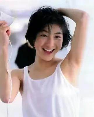 广末凉子|日本20世纪最后一位美少女 广末凉子高开低走的人生