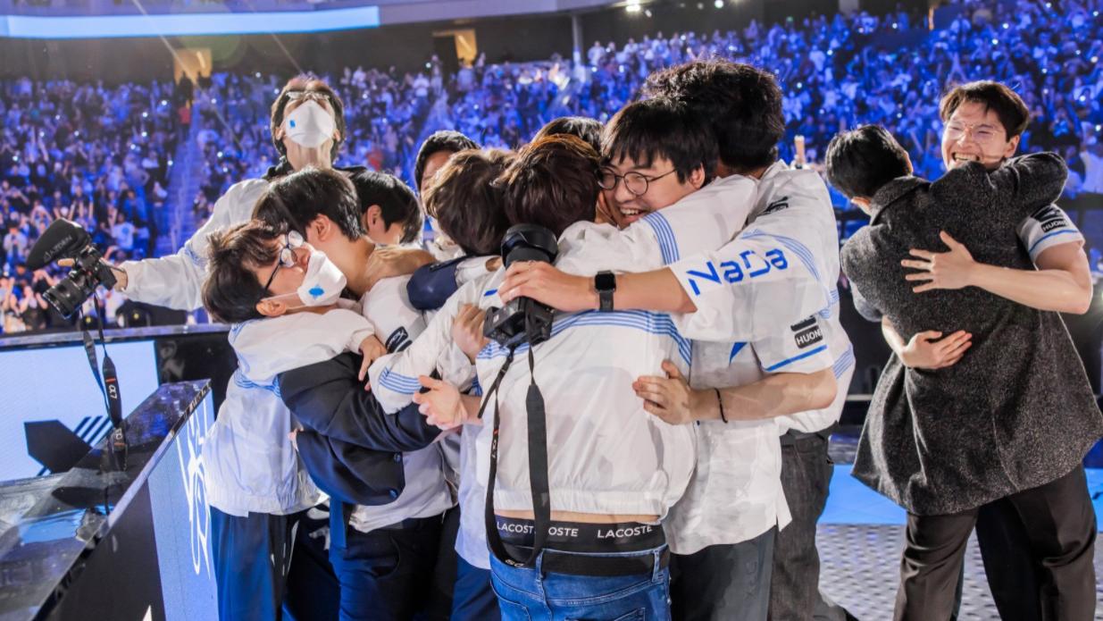 银行|LOL职业选手溢价太高？选手工资泡沫化，投资太大的队伍都在亏损