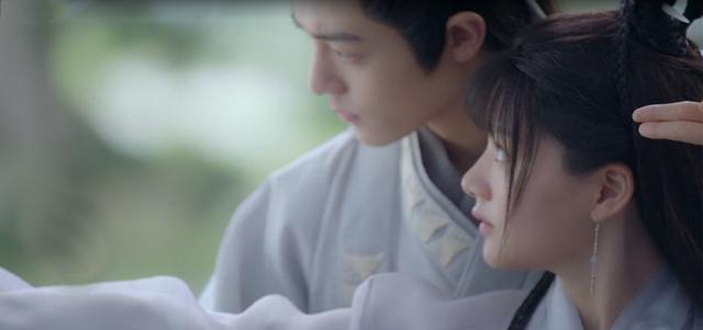 肖战|肖战新剧未播先火,搭档颜值小花上演虐恋故事,CP造型让人心动