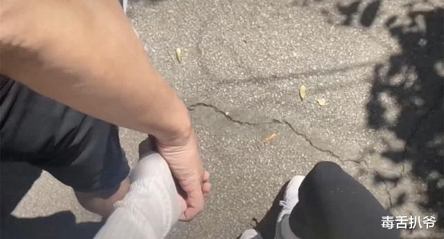 林峰|林峯夫妇甜蜜出游！张馨月撒娇让老公拌面，两人对着镜头撒狗粮