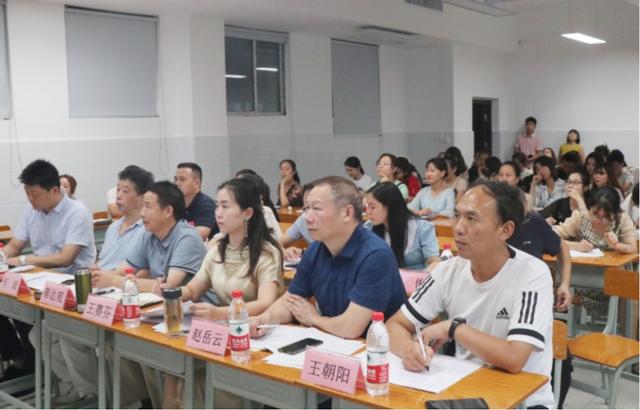 教师|前景可观的4个师范专业，未来发展好，人才缺口大，值得学生考虑