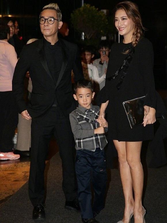 向华强|向华强70大寿众星云集:12位影帝齐聚,3位实力派影帝缺席!