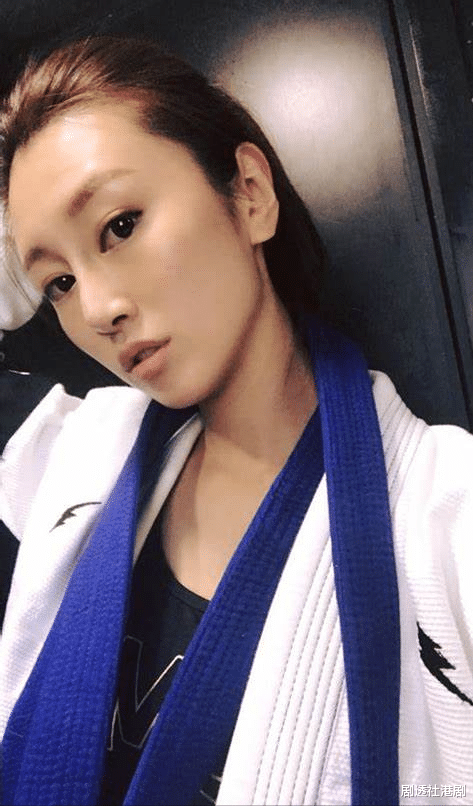 郭思琳|双喜临门！35岁模特与香港男歌手上月低调闪婚，更分享初怀孕体验