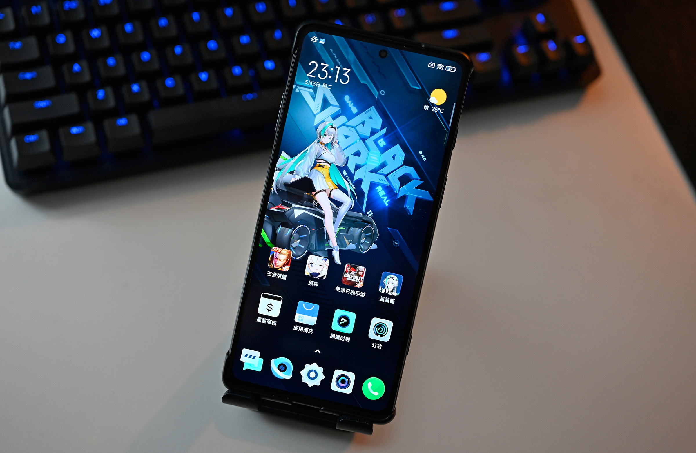 windows7|黑鲨5 pro 8 256gb版到货,4199元拥有手机磁盘阵列,值得吗?