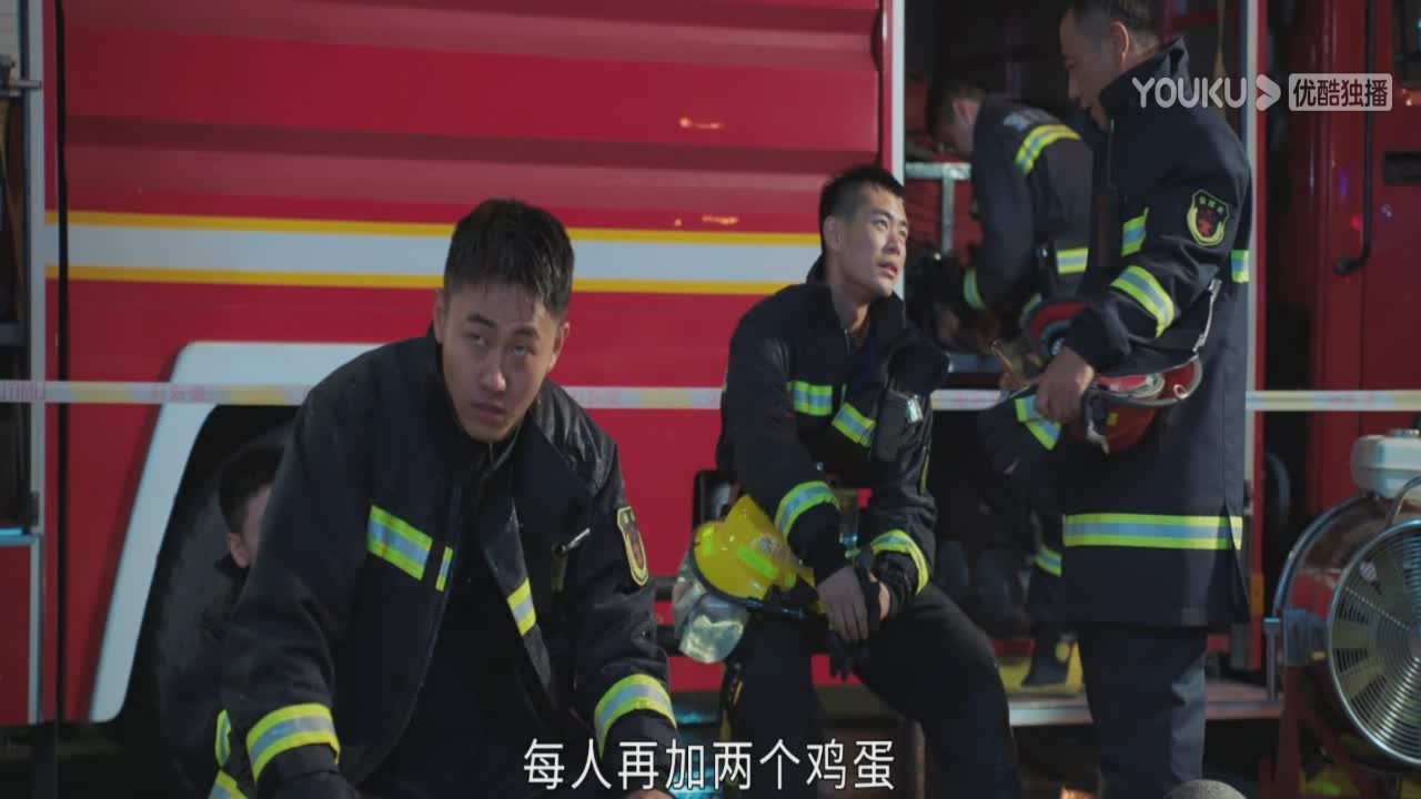 经典|《蓝焰突击》开播，央视网评论言简意赅，但却令人十分动容！