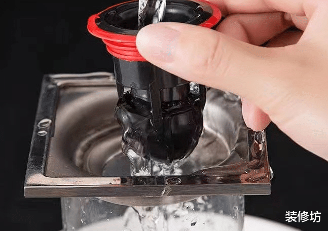 卫生间没窗户,臭味散不掉?试试日本主妇这招,干净没异味