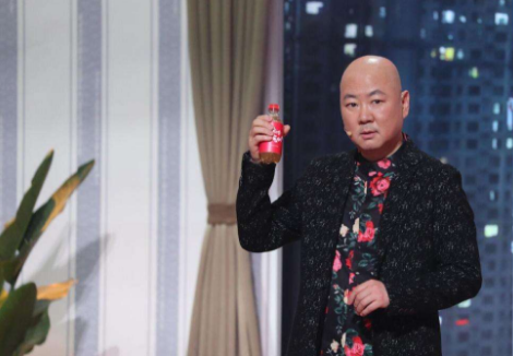 华晨宇|他常年在春晚表演，却因8个字摊上天价官司，如今靠直播赚钱养家