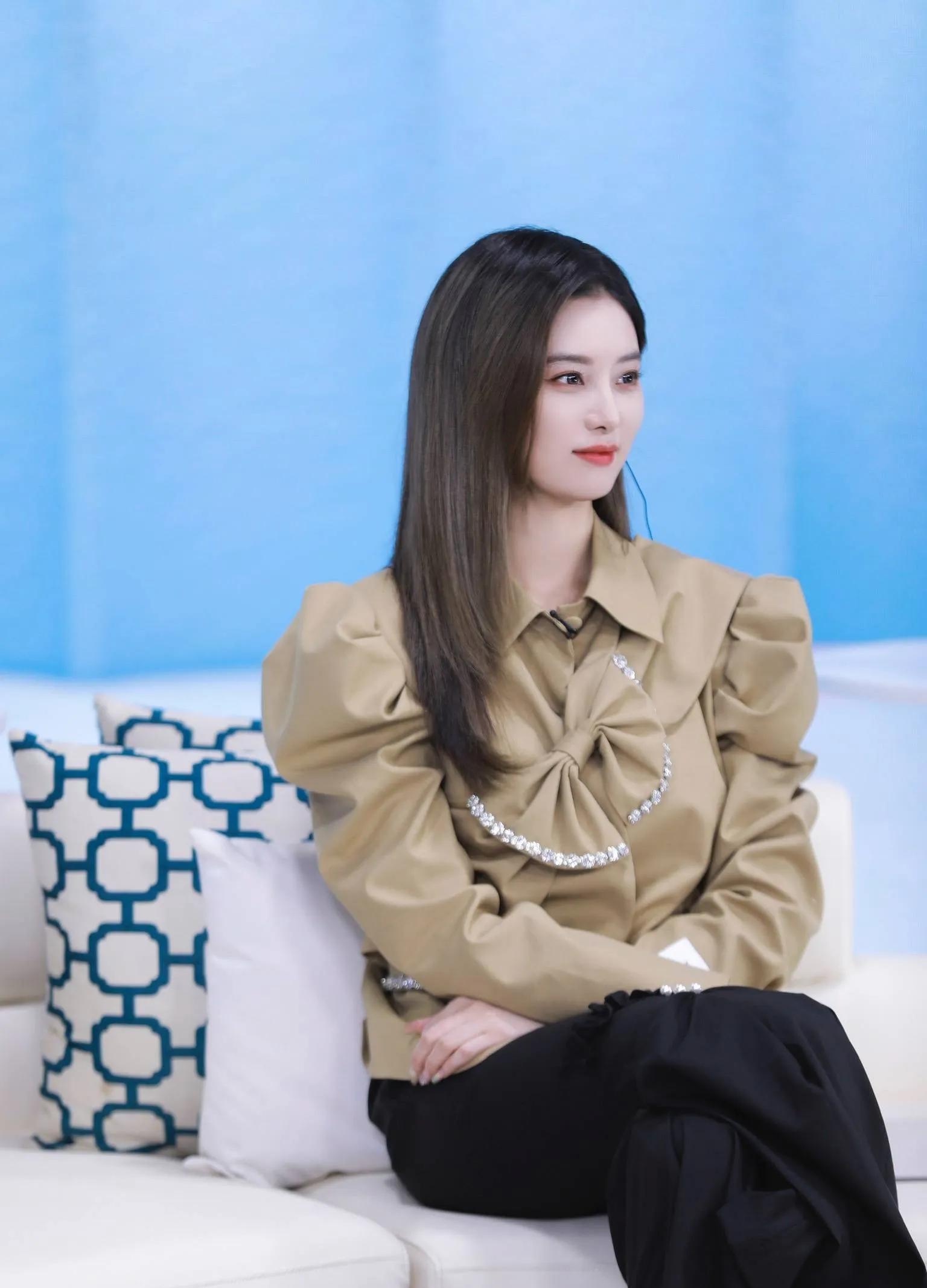 徐艺洋美图20张,每一张定格一份美好