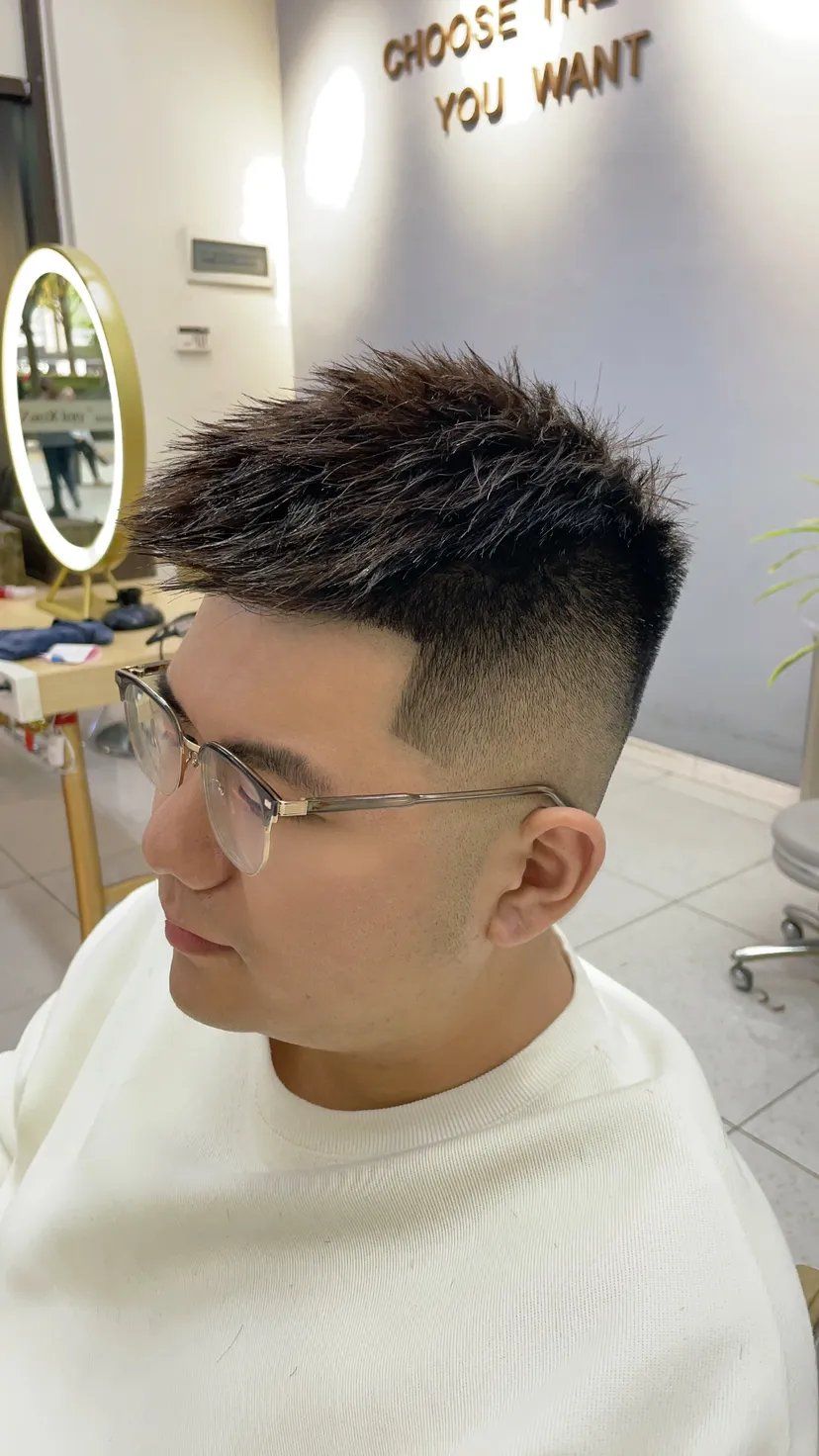 连衣裙 最帅的男士发型，百变时尚很精神，18到40岁左右的男士看过来