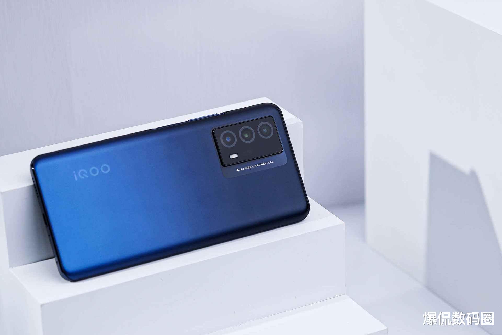 iPhone|最新手机续航排名：超过7小时的仅四款，第一名霸榜已超过四个月