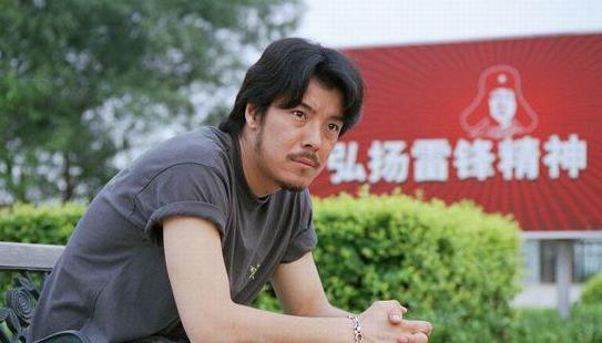 反派|“许大茂”海一天：上学时10个师哥8个想打我，凭反派意外走红