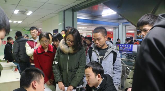 华为|“华为”校招迎面而来，年薪最高可达过百万，没找到工作的先了解