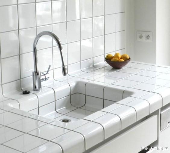 砖砌水池内侧,试用瓷砖铺贴,别看样子丑,实用性却超乎你想象