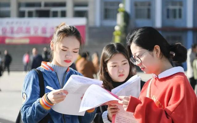 大学生|性格内向的毕业生进入职场，真的很难“出人头地”吗？答案很现实