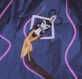 杨紫|明星妆容大吐槽：造型师求您“长点心”！杨紫海报太像“蛇精”！