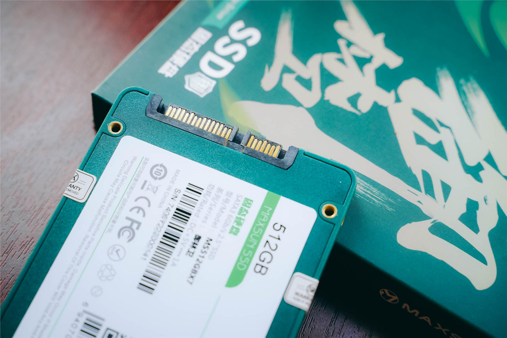 ssd|每GB仅0.49元,铭瑄御林卫SATA SSD评测:能扩容能当仓库盘