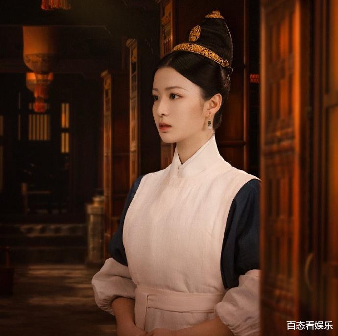 王艳|王艳不当阔太了！复出演“王楚然”的妈，翻出23年前剧照，两人还真像