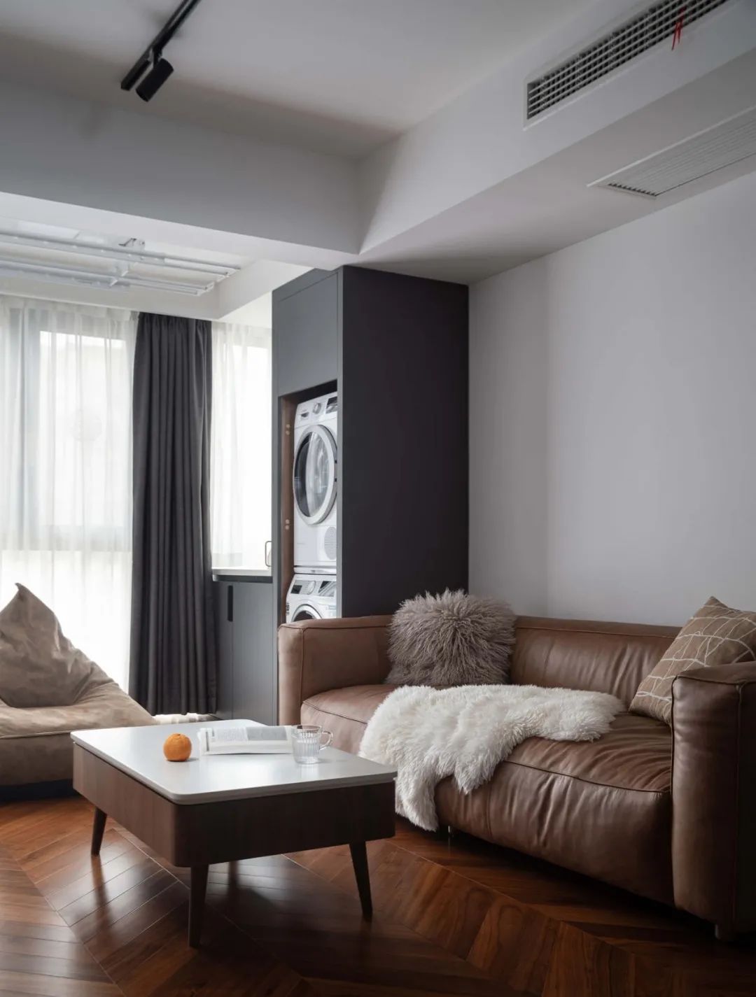 一居变两居:这个87m2的浪漫现代小家,温馨亲切、能藏能装!