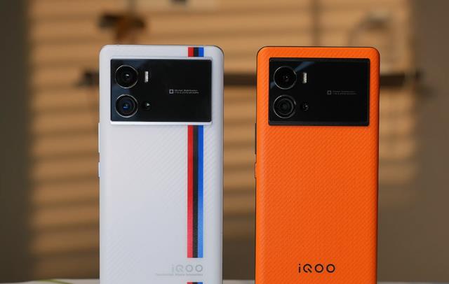 电池|4nm旗舰开始降价，120W快充+4700mAh大电池，独显芯加持多年不卡