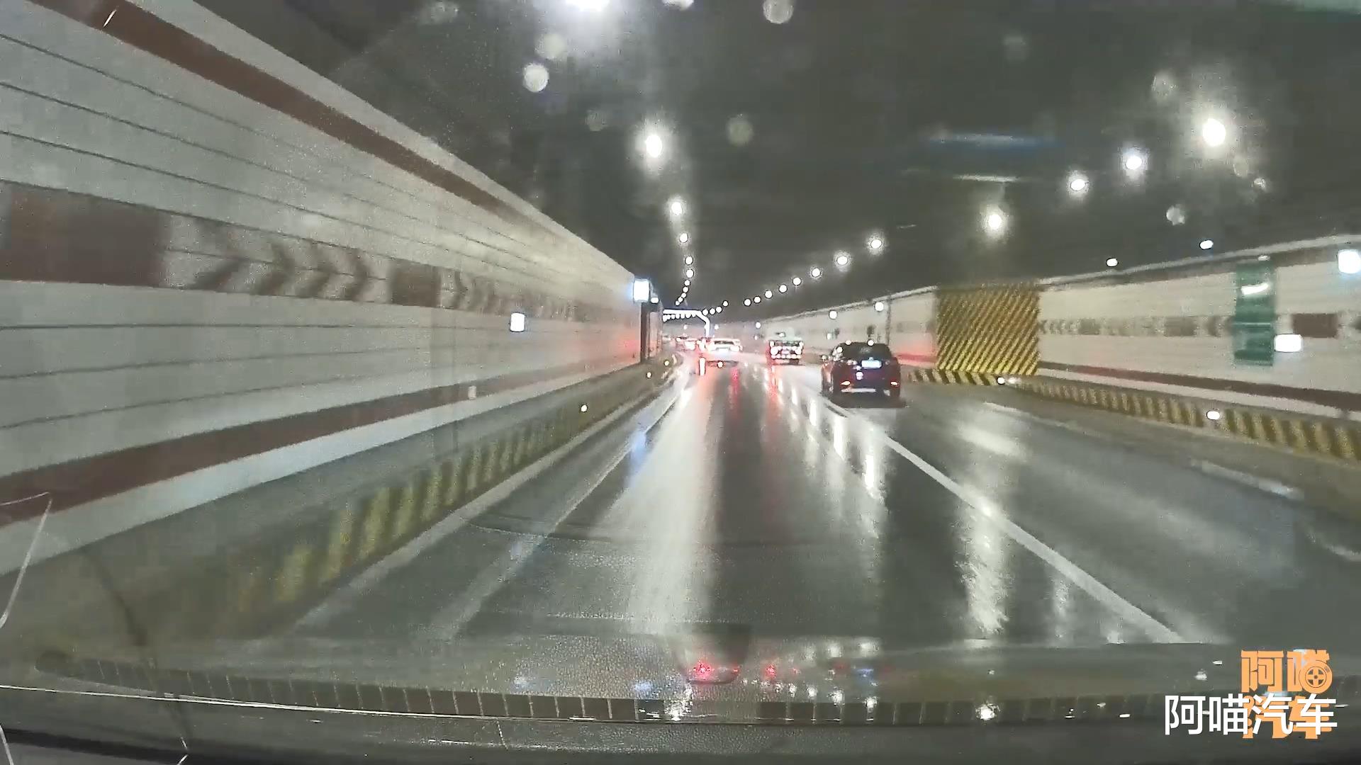 山西高速隧道车祸致7死,记住六条隧道驾驶经验,全都是干货