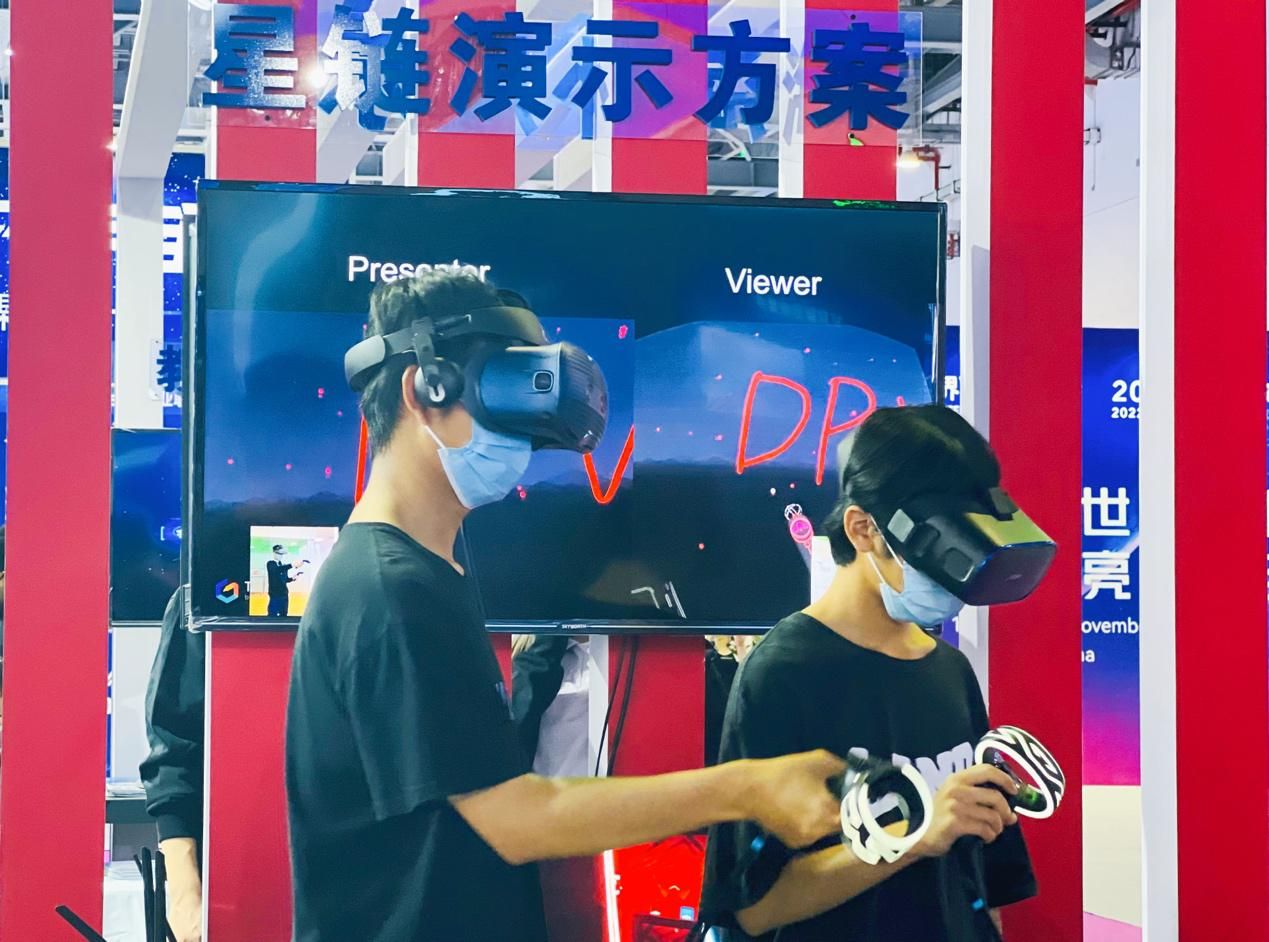 一体机|大朋VR亮相2022世界VR产业大会,「游戏级」新品E4大获好评