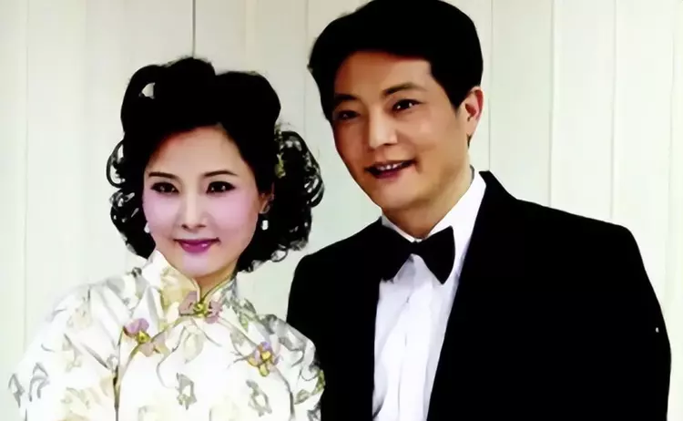 何赛飞|59岁的何赛飞，在公婆的催生下改写了她的结局，人生圆满终无遗憾