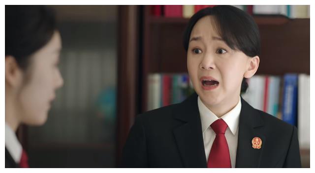 靳东|同样是演《底线》,把王秀竹、王劲松、靳东一对比,差距就有了