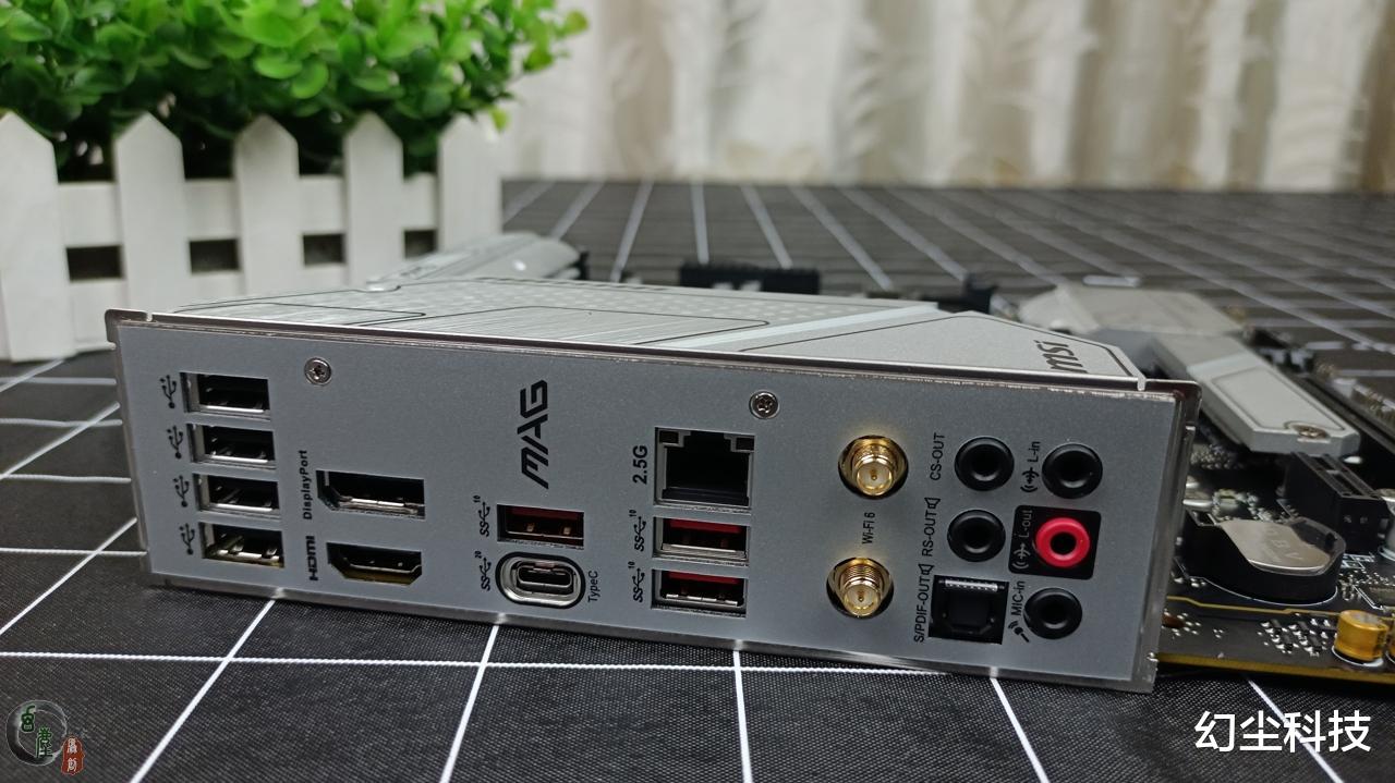 内存条|国产内存又出神操作，3200高频条当2666卖？金百达国产内存条体验