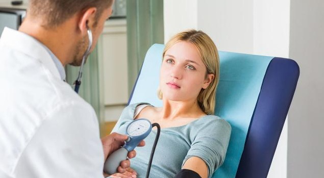 高血压|高血压患者出现“1红1疼1麻”，多半是大脑在“求助”，早看早知