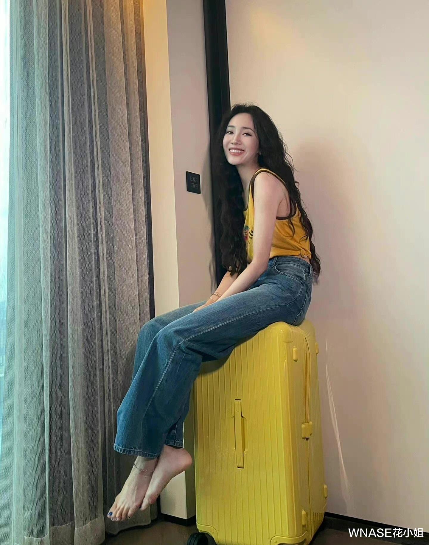 运动 浪姐带火的这个超美“自然卷”长发，在家做就行，4点教你get同款