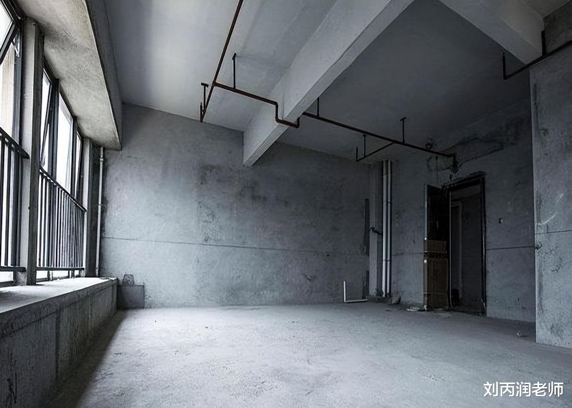 买了新房装修,我每天都去监工很过分吗?为啥师傅们不开心了?