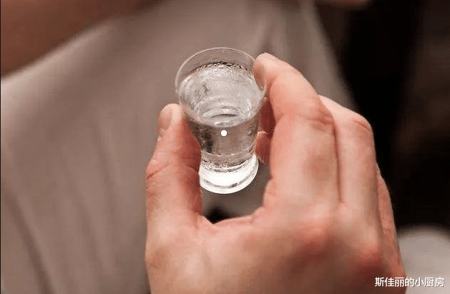 湖北人讨厌的几款湖南酒,不仅外观丑,酒质还差,网友:扎心了
