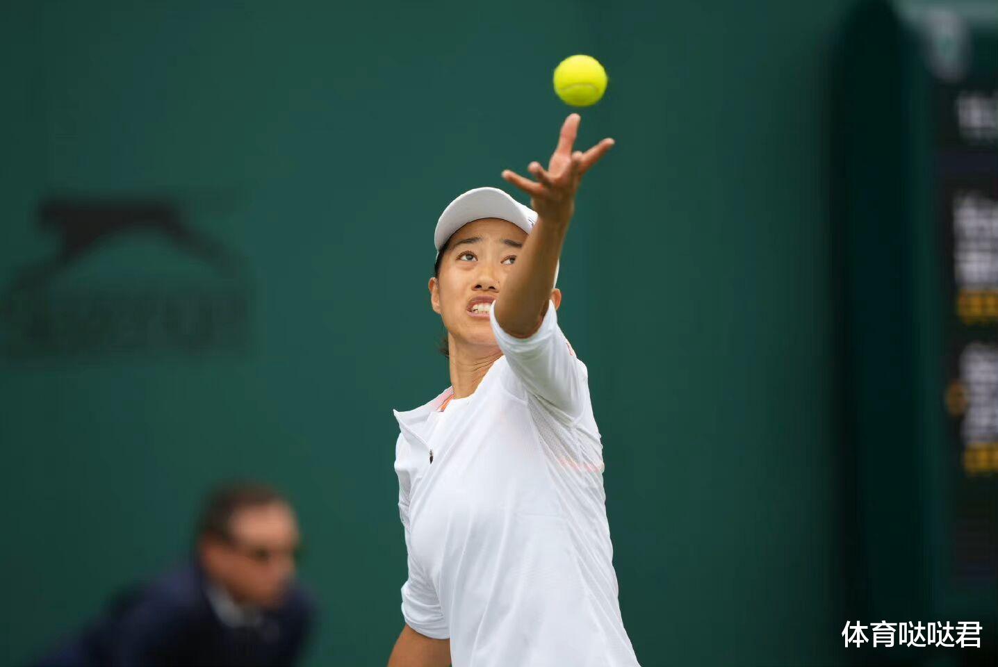 张帅|2-1！中国金花完成大逆转，张帅勇夺女单冠军，时隔五年再次登顶