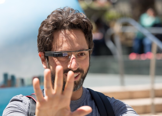 Google|俄罗斯裔天才，24岁创立Google帝国，一年营收2500亿美元！