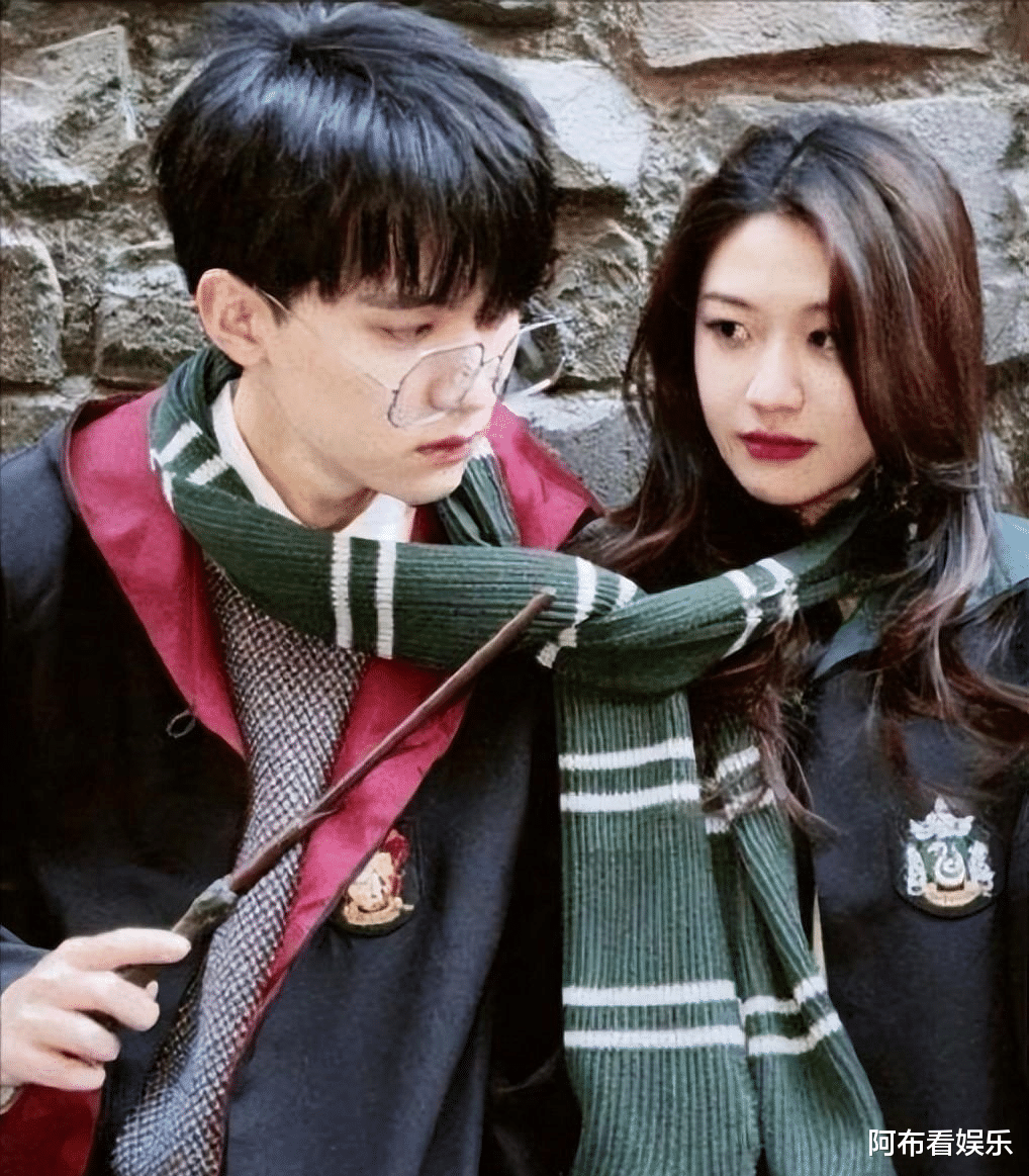 李庚希|三里屯三公主：京圈新势力，出道即巅峰，00后小花就看她们仨？