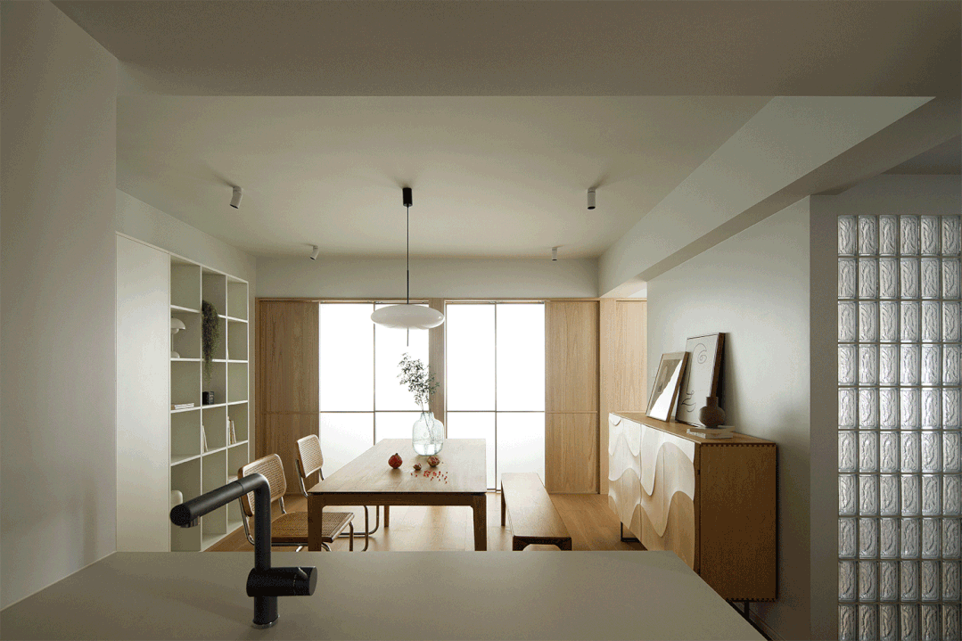 108平现代风三居，打造温暖有爱五口之家