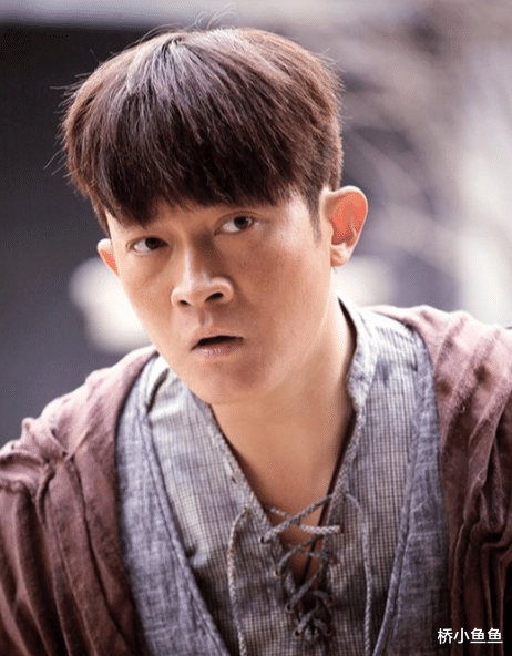 TVB|明明长了一张相似的脸，一个帅一个“土”，颜值差距太大了！！！