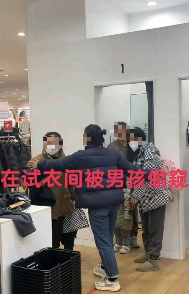 信阳警方对优衣库试衣间掀帘事件立案,受害者发声,对方口出狂言