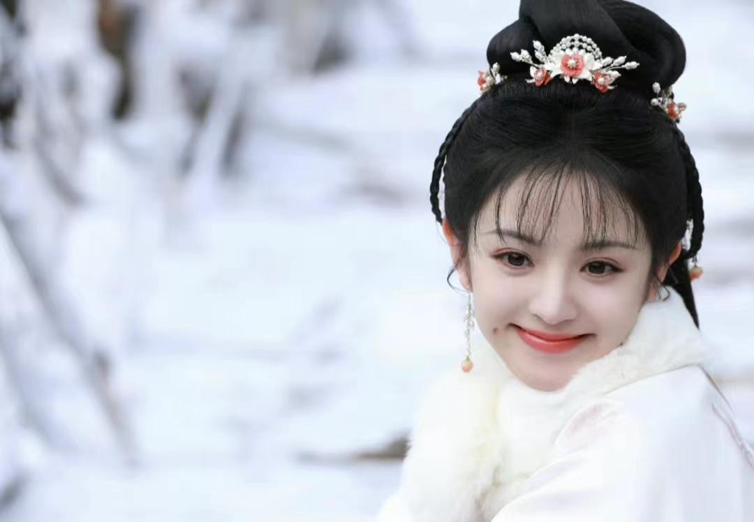 上错花轿嫁对郎|新《上错花轿嫁对郎》告诉我们:演员提前大火,翻拍作品有多尴尬