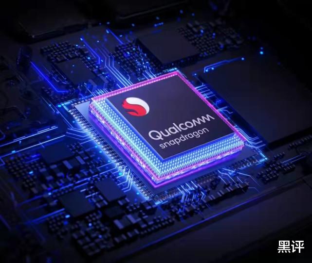 红米手机|红米K50真机被曝光，正面超小挖孔，价格是最大悬念