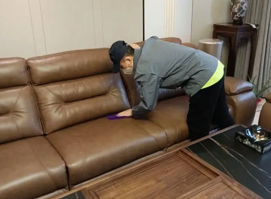 最后悔的一次双十一购物体验,花3万买的沙发让我一周不敢进房